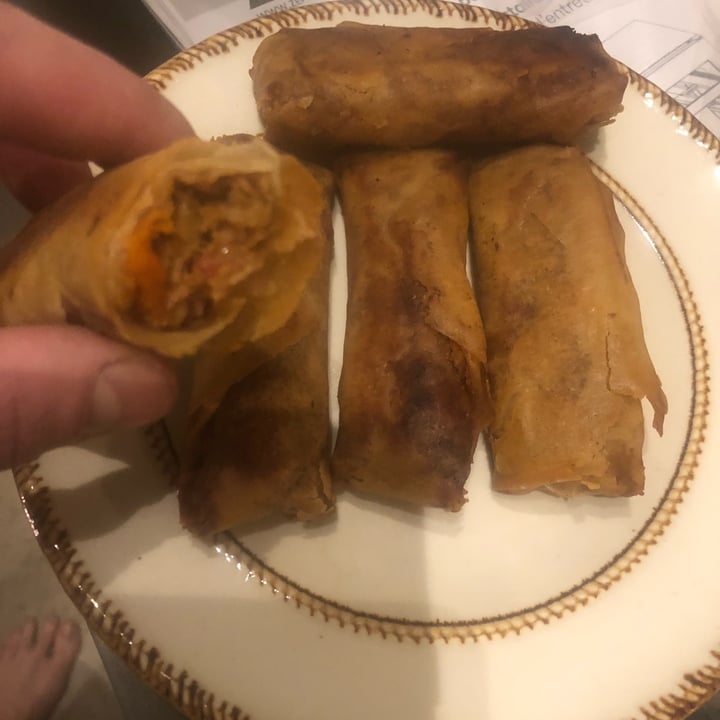 photo of Beyond Meat Zeus Crunch Rolls shared by @veganenthusiast4life on  03 Jan 2023 - review