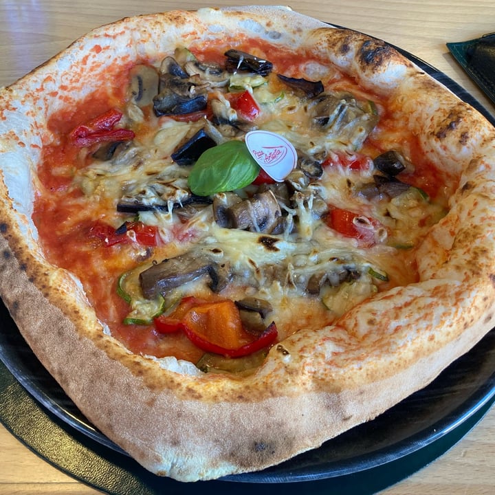 photo of Pizza D'Artista - Braga Pizza Veggie Veggie shared by @plentyplants on  03 Feb 2023 - review
