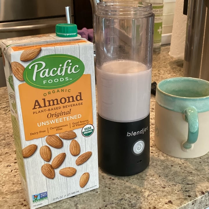 photo of Pacific Foods Organic Unsweetened Almond Original Mylk shared by @rjp on  31 Jan 2023 - review