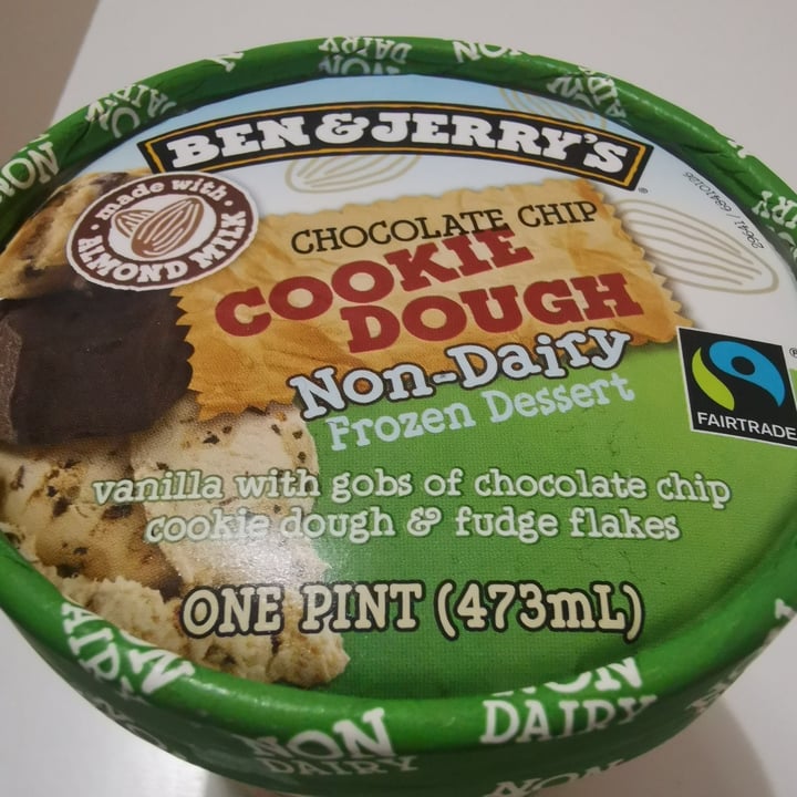 photo of Ben & Jerry's Chocolate Chip Cookie Dough shared by @thegluttonoussloth on  25 Feb 2023 - review