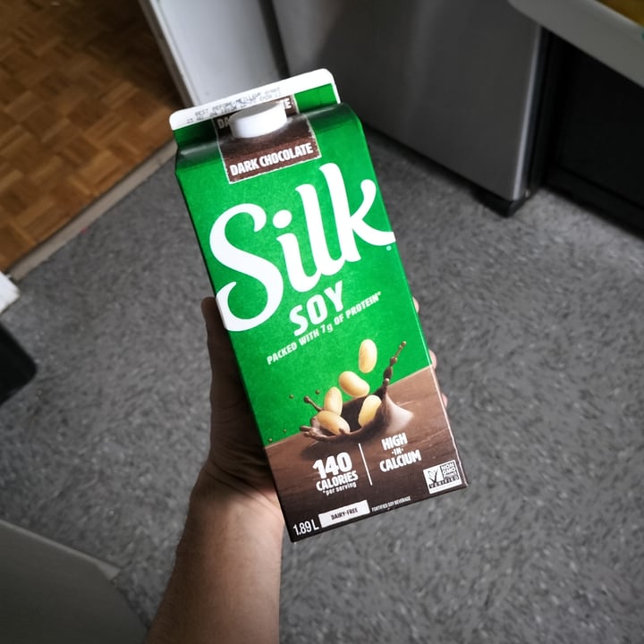 photo of Silk Silk Soy Dark Chocolate Milk shared by @urbanlicht on  25 Jun 2023 - review