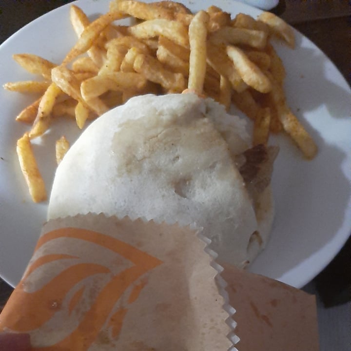 photo of Nando's Great Pretender pita shared by @awolffstale on  04 Apr 2023 - review