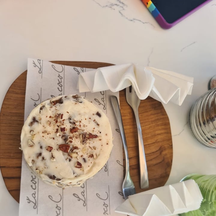 photo of La Coco C Waterkloof Vegan Carrot Cake shared by @angenmmp on  09 Aug 2023 - review