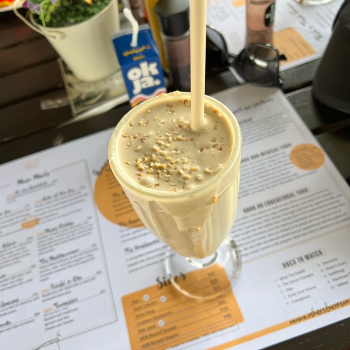 photo of Asher's Corner Cafe @ Ashers Farm Sanctuary Peanut Butter Crunch shared by @sc00by on  17 Dec 2022 - review