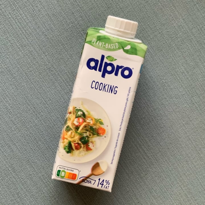 photo of Alpro Cooking/Cuisine Soya 14% Fat shared by @lilwanderer on  16 Dec 2022 - review