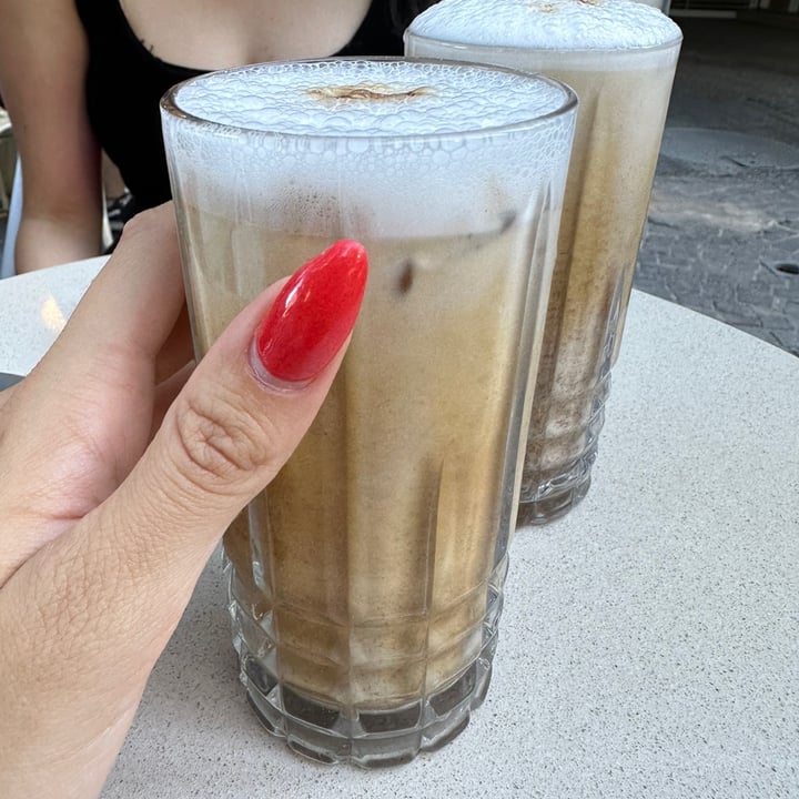 photo of Vica Iced Latte shared by @juliaarena on  09 Jun 2023 - review