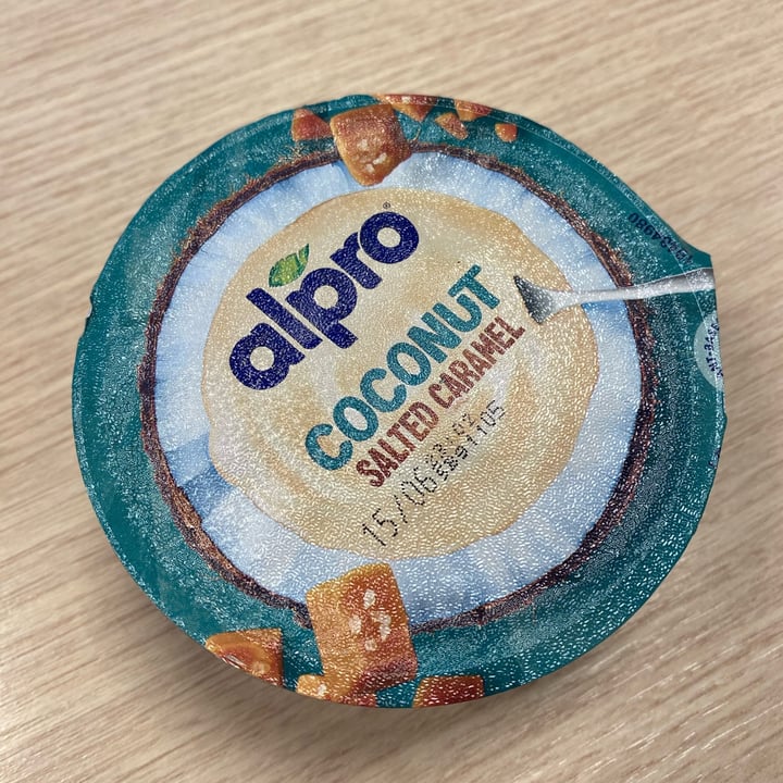 photo of Alpro Yogurt Coconut Salted Caramel shared by @chiaraelisabetta on  13 May 2023 - review