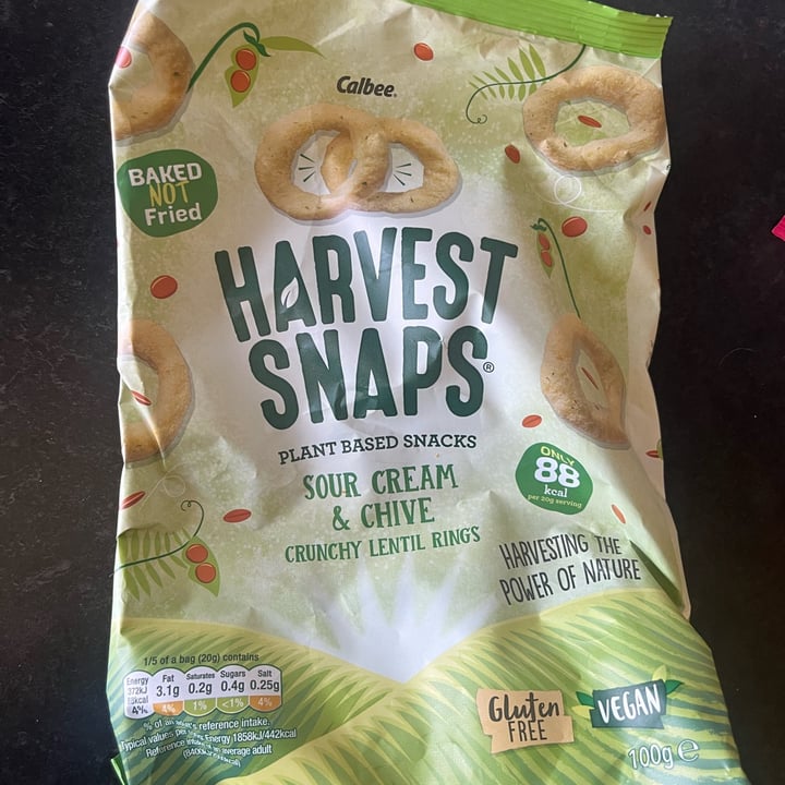 photo of Harvest Snaps Sour Cream and Chive crunchy lentil rings shared by @devon0 on  19 Apr 2023 - review
