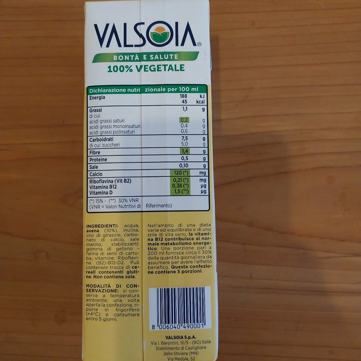 photo of Valsoia bevanda vegetale all'avena shared by @francescaclaudia99 on  03 May 2023 - review