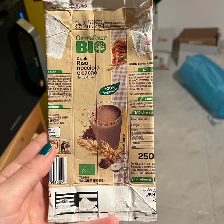 photo of Carrefour Bio Drink riso nocciola e cacao shared by @tipsyballoons on  02 Jan 2023 - review