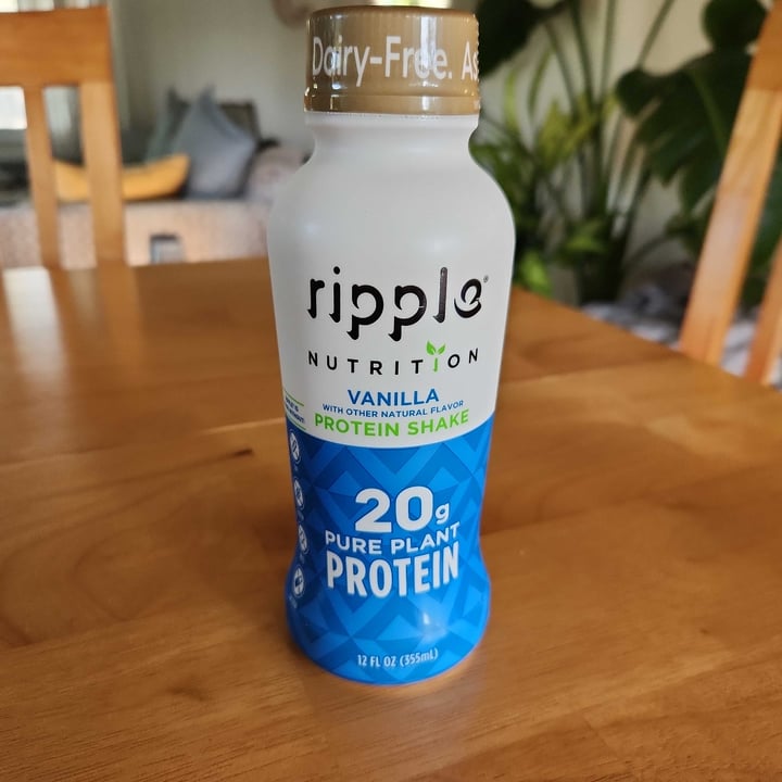photo of Ripple Foods Vanilla Plant-Based Protein shake shared by @adamcoleman on  25 Apr 2023 - review