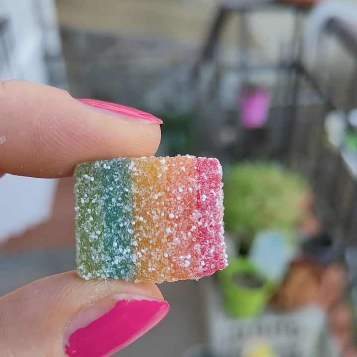 photo of Fruit-tella Bites frizz shared by @dratini on  07 Jan 2023 - review