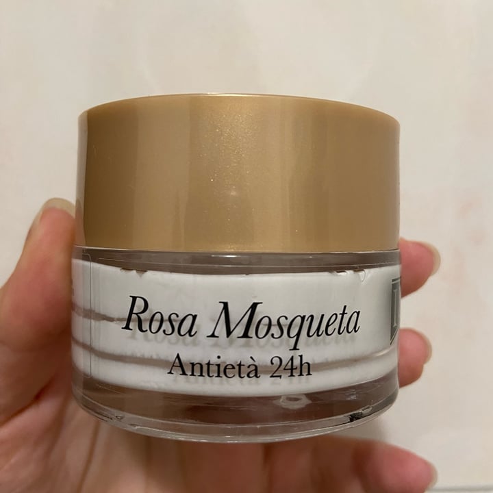 photo of I Provenzali crema viso rosa mosqueta antieta 24h shared by @papero84 on  27 Jan 2023 - review