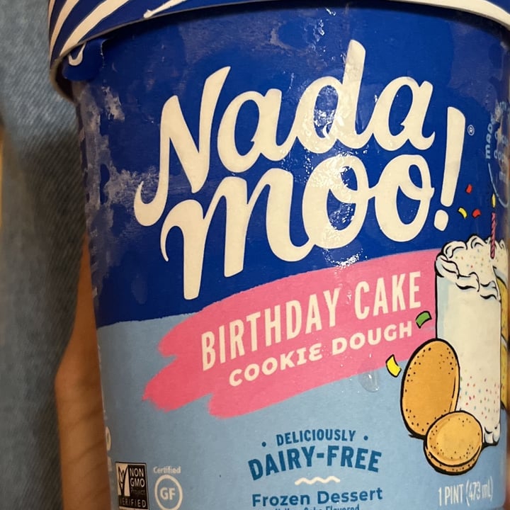 photo of NadaMoo! Birthday Cake Cookie Dough shared by @allcowsfeelpaingoveg on  14 Jan 2023 - review