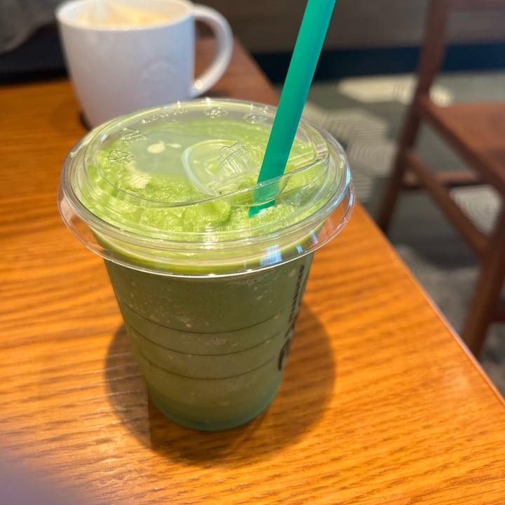 photo of Starbucks Oat milk Pure Marcha Cream shared by @mparramon on  27 May 2023 - review