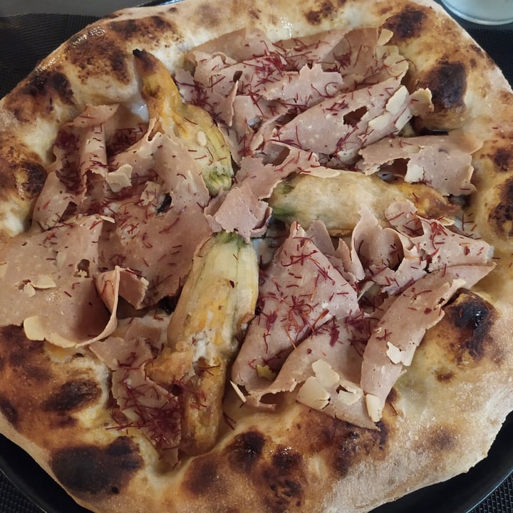 photo of Pizzeria "I Partenopei" Brescia rugiada Veg shared by @saracente on  07 Jan 2023 - review