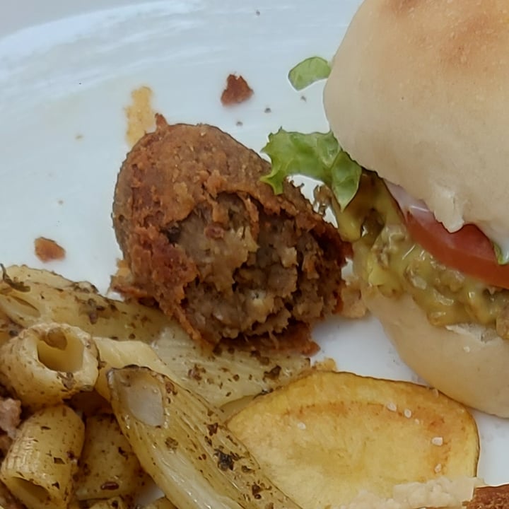 photo of Vegetalle Croquete De Lentilha shared by @janainasimone on  15 Aug 2023 - review
