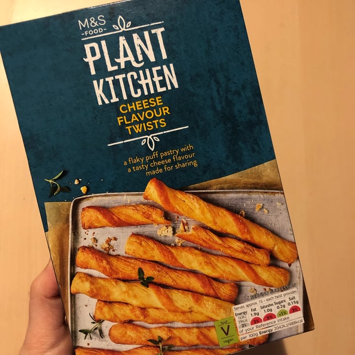 photo of Plant Kitchen (M&S) Cheese flavour twists shared by @cloudnineberry on  22 Feb 2023 - review