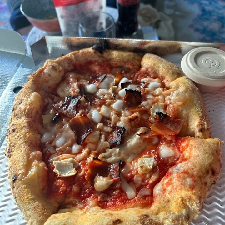 photo of Purezza Manchester Four Cheese Pizza shared by @kadiegray10 on  18 Jul 2023 - review