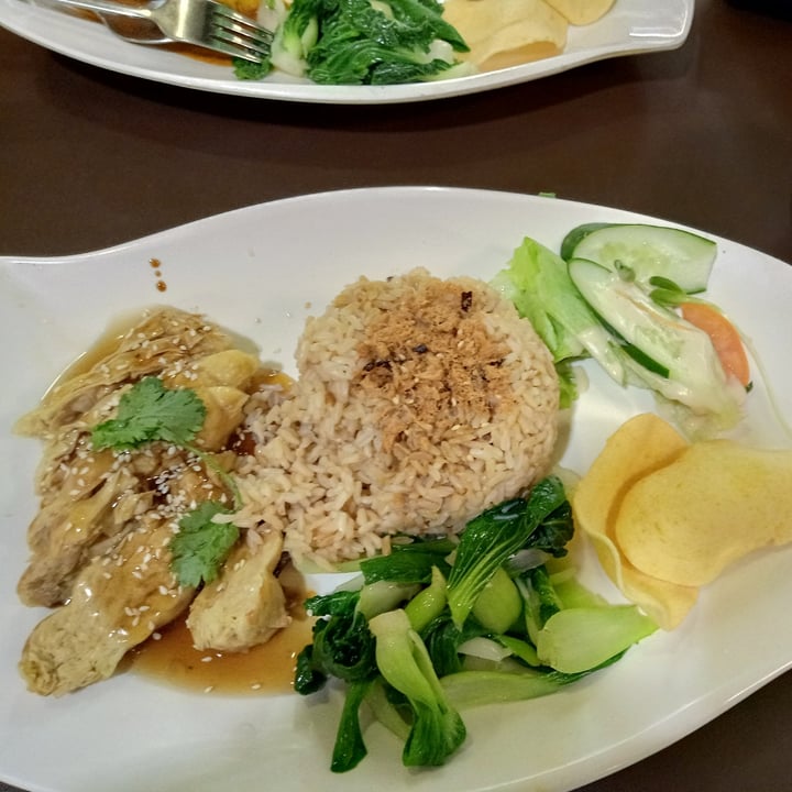 photo of New Green Pasture Cafe Chicken rice shared by @veganspicegirl on  10 Jan 2023 - review