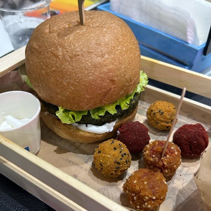 photo of FA.BÙ. Fashion Burger Vegan Burger shared by @ghaleesi on  16 Aug 2023 - review