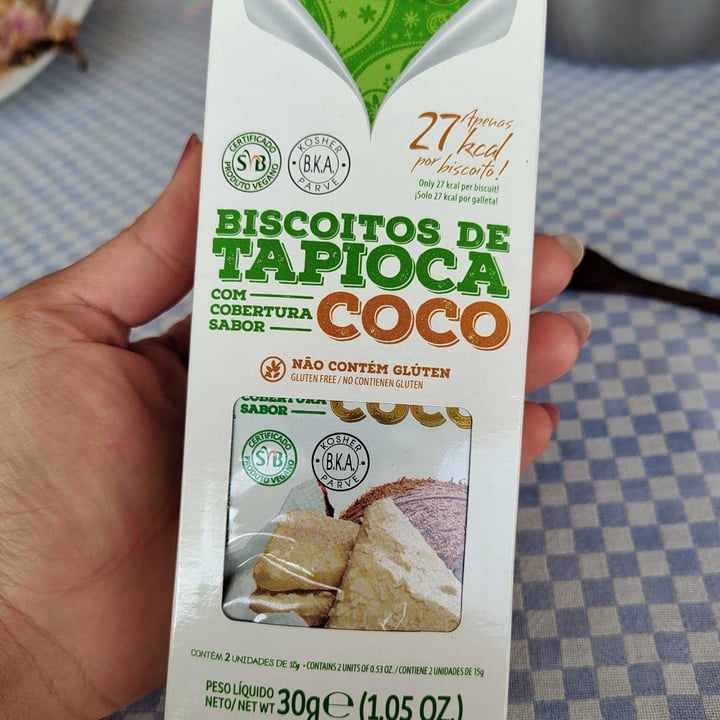 photo of Fhom Biscoitos De Tapioca Com Cobertura De Coco shared by @iveverouchis on  10 Aug 2023 - review