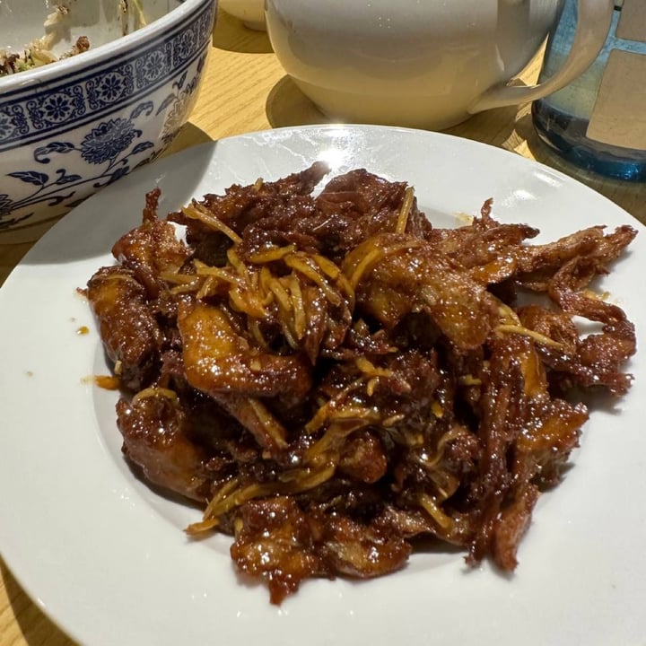 photo of D’Life Signature shredded ginger duck shared by @nuttylilsien on  10 Jun 2023 - review