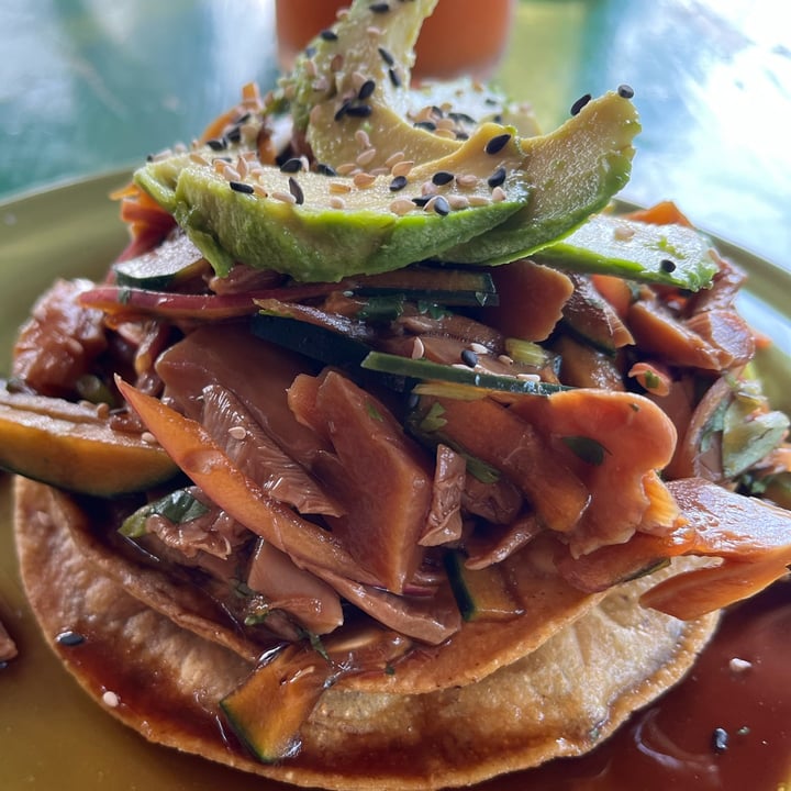 photo of Veggie Veggie Street Food Tostada de Ceviche shared by @natgutierr on  12 May 2023 - review