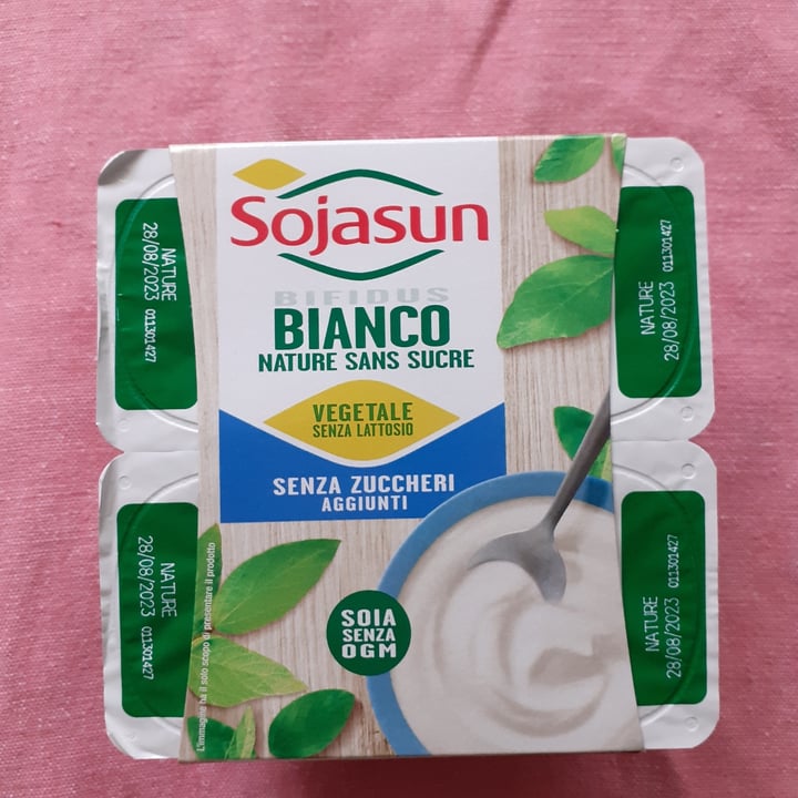 photo of Sojasun Bifidus Bianco Senza Zuccheri Aggiunti 100g x 4 shared by @rosselladuca on  15 Aug 2023 - review