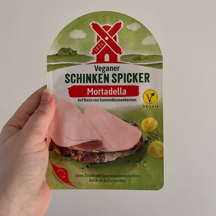 photo of Rügenwalder Mühle Veganer Schinken Spicker Mortadella shared by @vanedn on  07 Aug 2023 - review