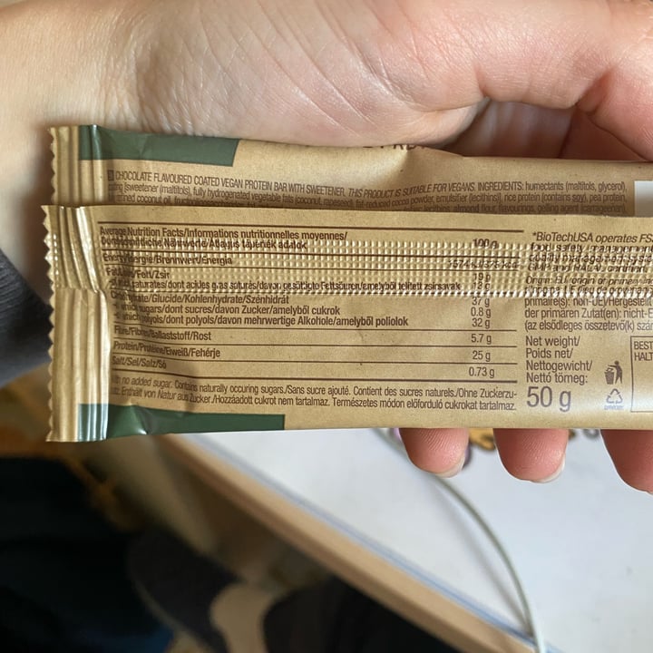 photo of BioTechUSA Protein bar chocolate shared by @michelavegan on  27 Mar 2023 - review