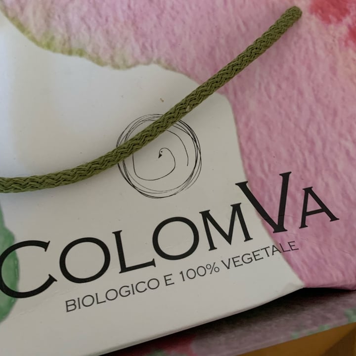 photo of Biscottificio Guerra colomVa cioccolato bianco e pistacchio shared by @bibianca on  09 Apr 2023 - review