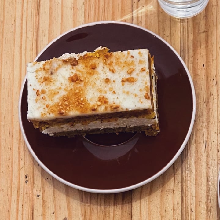 photo of Angéla - Deli & Coffee Carrot cake shared by @inespressable on  28 Jul 2023 - review