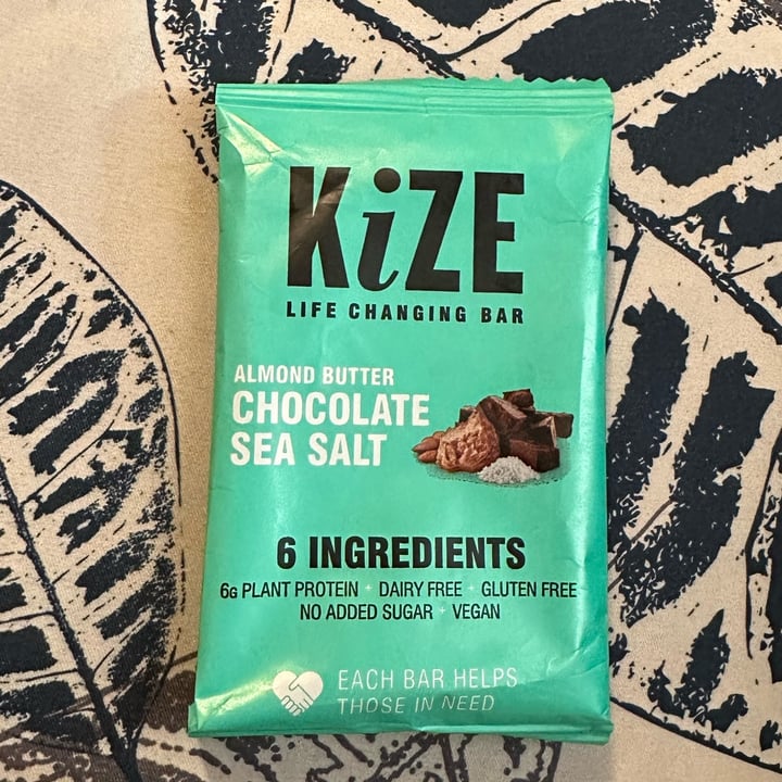 photo of Kize Life Changing Bar Almond Butter Chocolate Sea Salt bar shared by @misscharlebois on  02 Feb 2023 - review