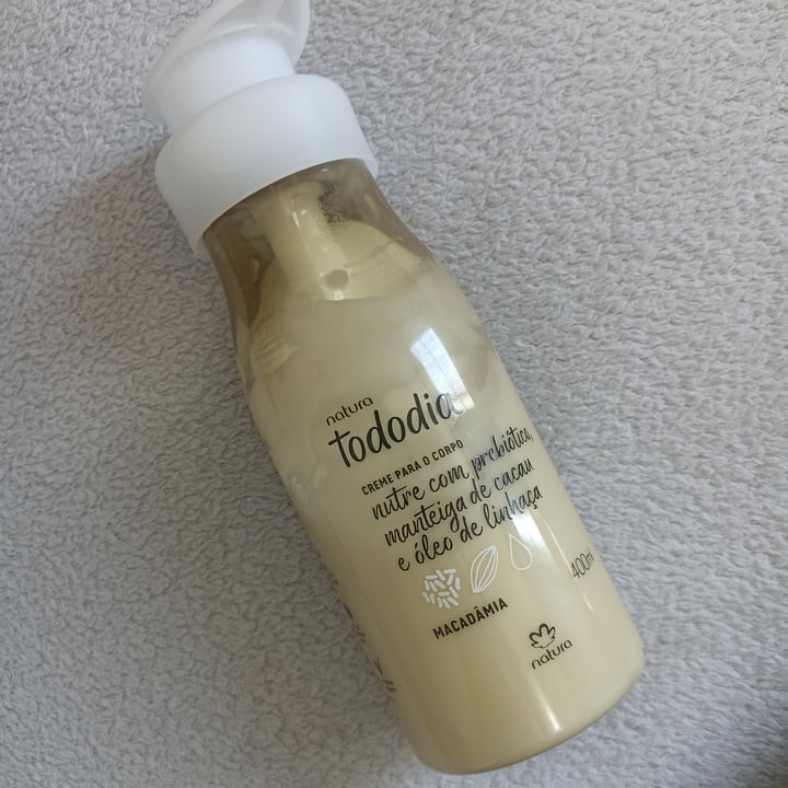 photo of Natura Creme corporal macadamia shared by @dstrolezi on  26 Jan 2023 - review