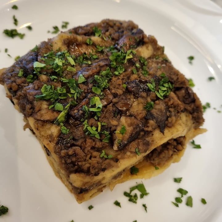 photo of Old Square Lasagna con funghi e seitan shared by @francy82 on  03 May 2023 - review