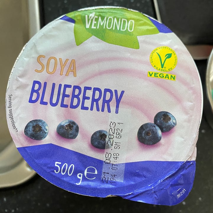 photo of Vemondo blueberry yogurt shared by @illulaura on  13 Aug 2023 - review