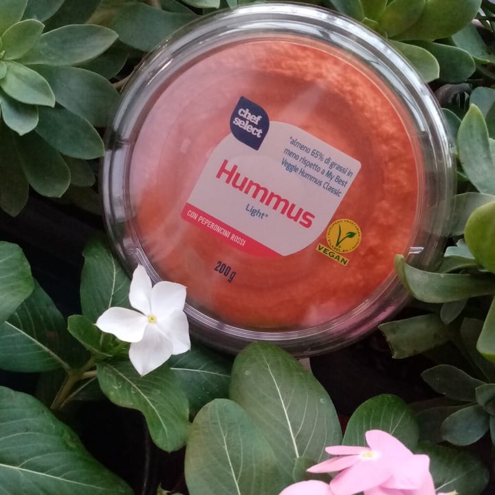 photo of Chef Select Hummus Light con Peperoncini Rossi shared by @valeveg75 on  03 Aug 2023 - review