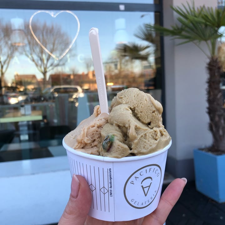 photo of Pacifico Coppetta gelato vegan shared by @caterina-rt on  04 Feb 2023 - review