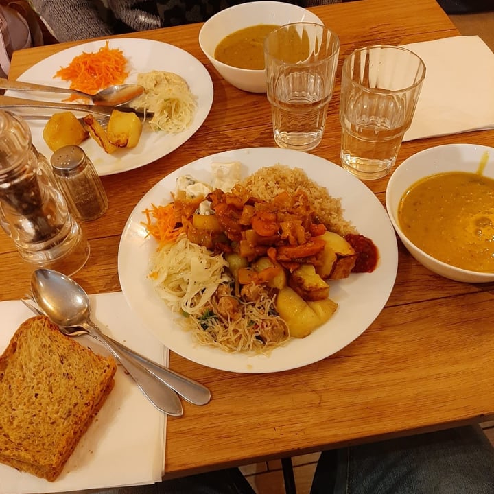 photo of Hermitage Mix Buffet shared by @veggyelena on  14 Mar 2023 - review