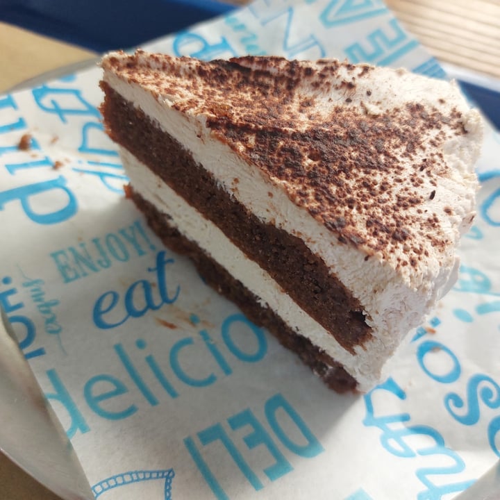 photo of Cala Vegana tiramisù Vegan shared by @elettarga on  08 Aug 2023 - review