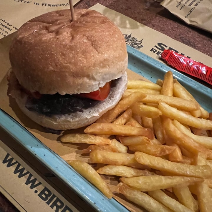 photo of Birrificio Torino Beyond Burger shared by @millula on  19 Jun 2023 - review