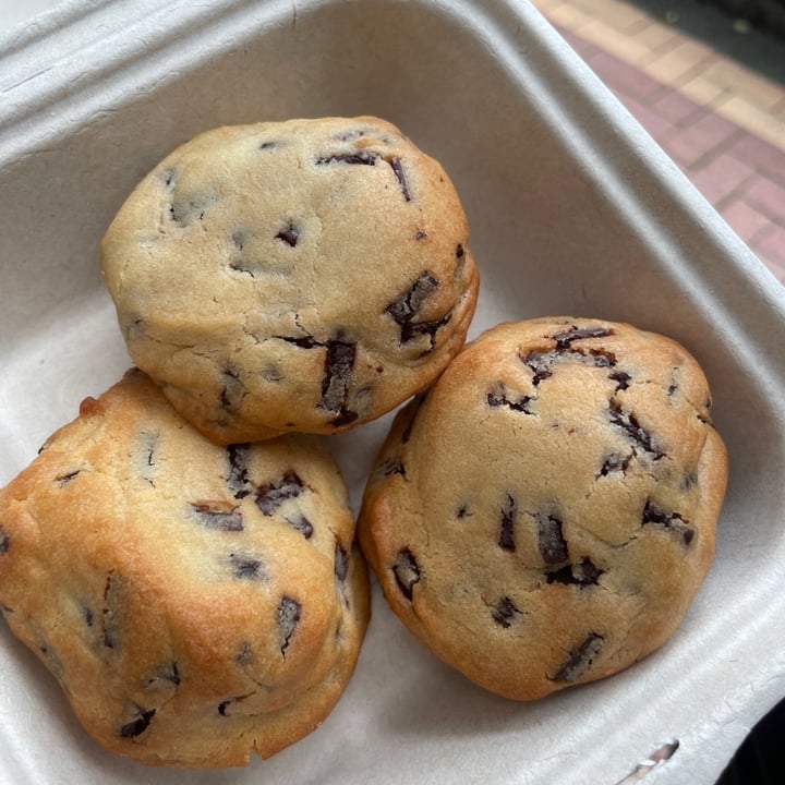 photo of Sweet Release Cakes and Treats Inception Cookies shared by @rebeccag on  26 Apr 2023 - review