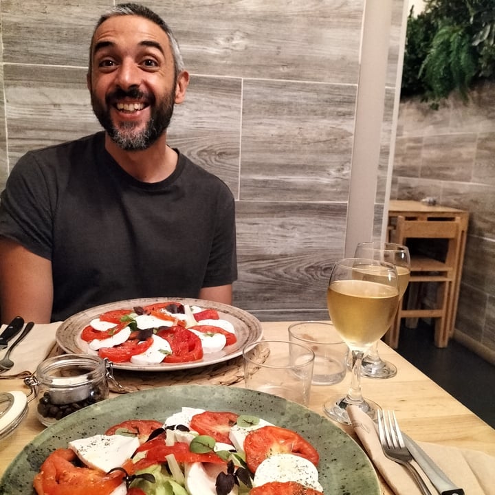 photo of ...IDEM CON PATATE caprese shared by @giiada on  30 Jul 2023 - review