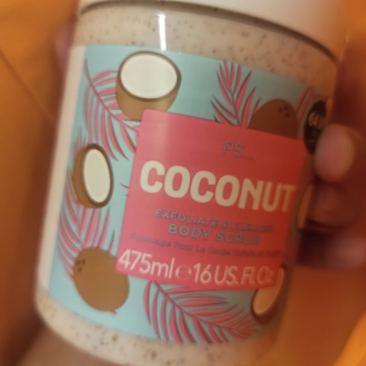photo of Primark Beauty Body Scrub shared by @dess201089 on  28 Mar 2023 - review