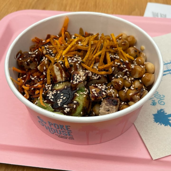 Poke House Il Centro Arese Arese, Italy Vegan Bowl(Customize) Review