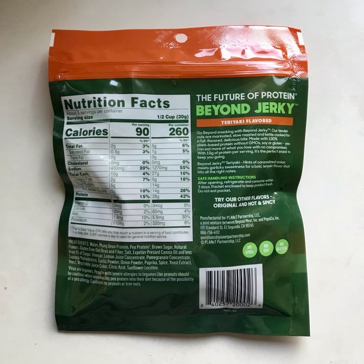 photo of Beyond Meat Teriyaki Jerky shared by @kyu on  20 Jan 2023 - review