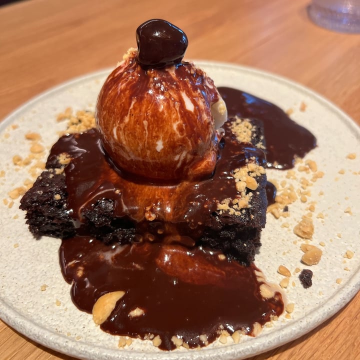 photo of PLANTA Queen | Fort Lauderdale CHOCOLATE BROWNIE shared by @courtlynn on  27 Feb 2023 - review