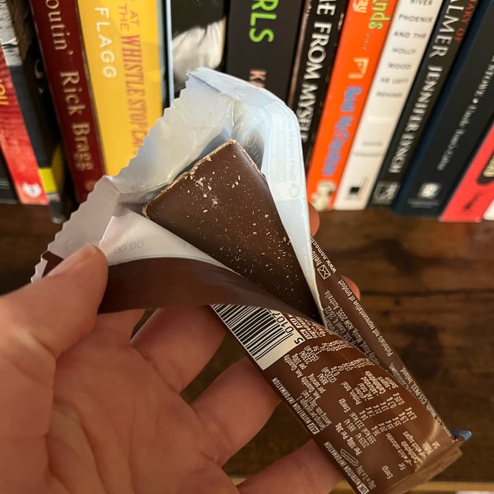 photo of NOMO Creamy Chocolate Bars shared by @ameriamber on  28 Jan 2023 - review