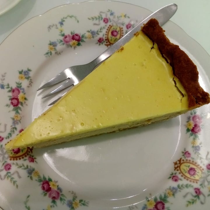 photo of Sweet Paradise Tarta de limón shared by @troosti on  06 Aug 2023 - review